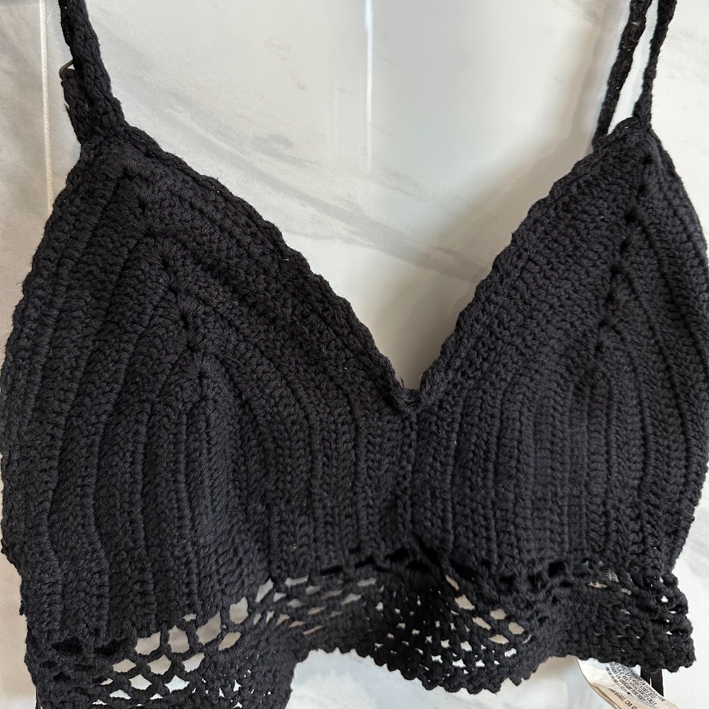 BLACK CROCHET CROP TOP SMALL FESTIVAL